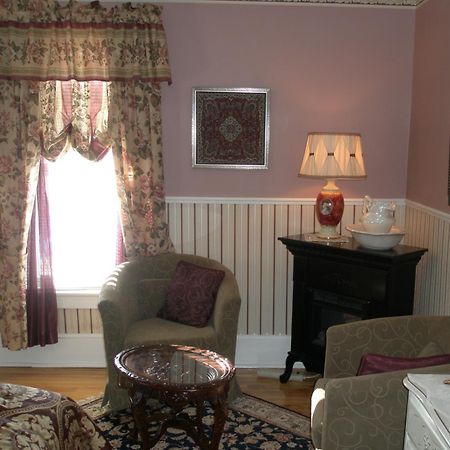 O Bois Dormant B&B Magog Екстер'єр фото
