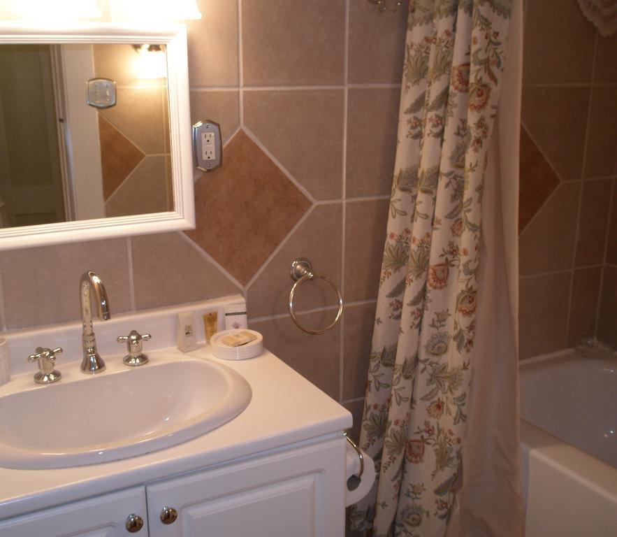 O Bois Dormant B&B Magog Номер фото